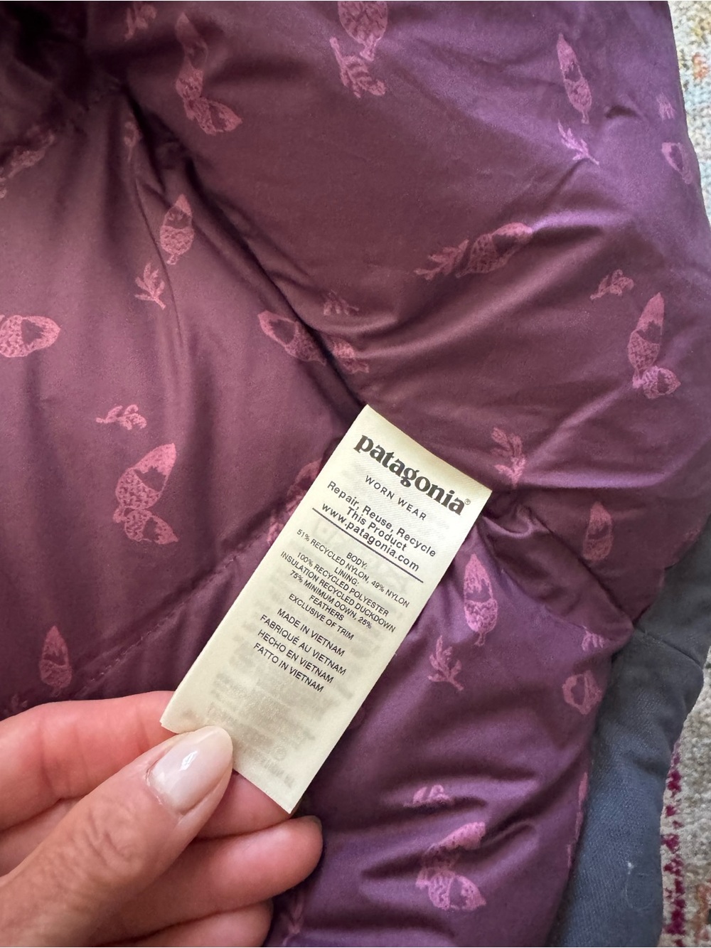 PATAGONIA Women's Bivy Hooded Vest - Picture 4 of 8